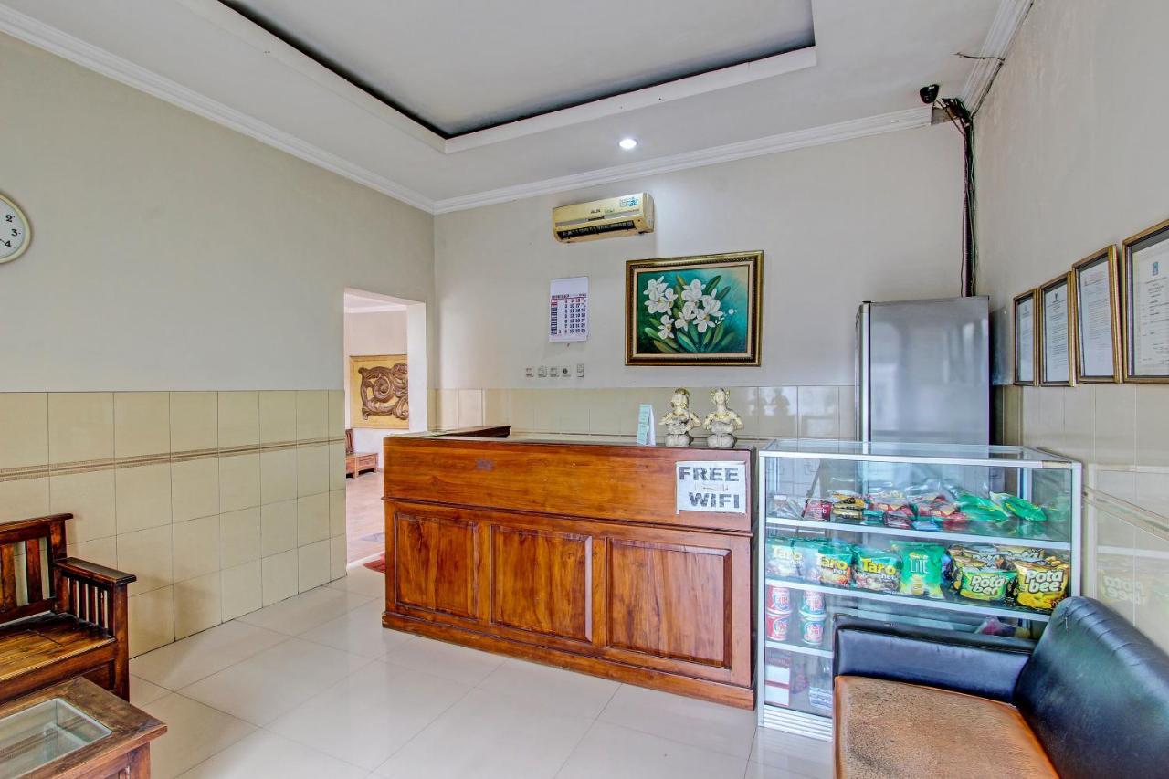 Oyo 91785 Hotel Srikandi Kalasan Tanjungtirto Экстерьер фото