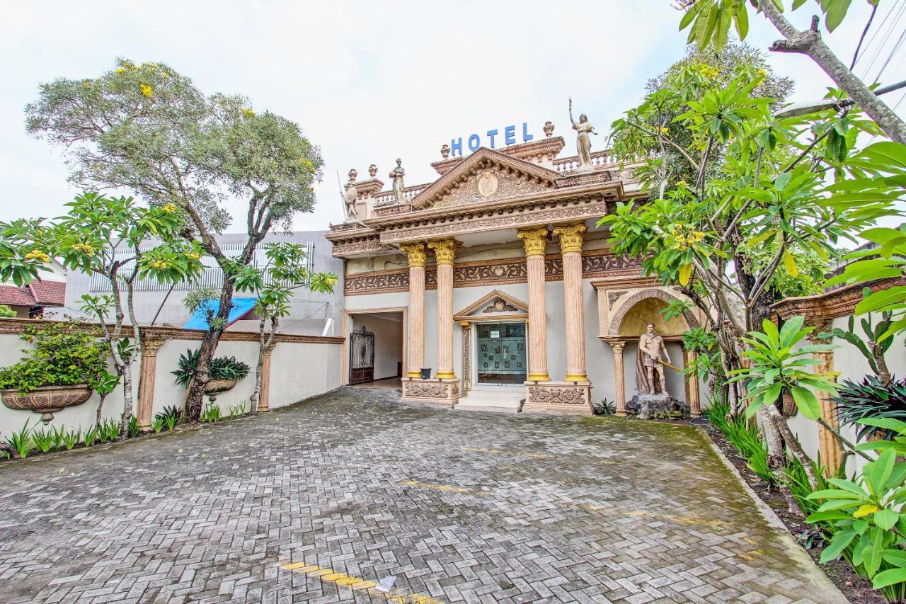 Oyo 91785 Hotel Srikandi Kalasan Tanjungtirto Экстерьер фото